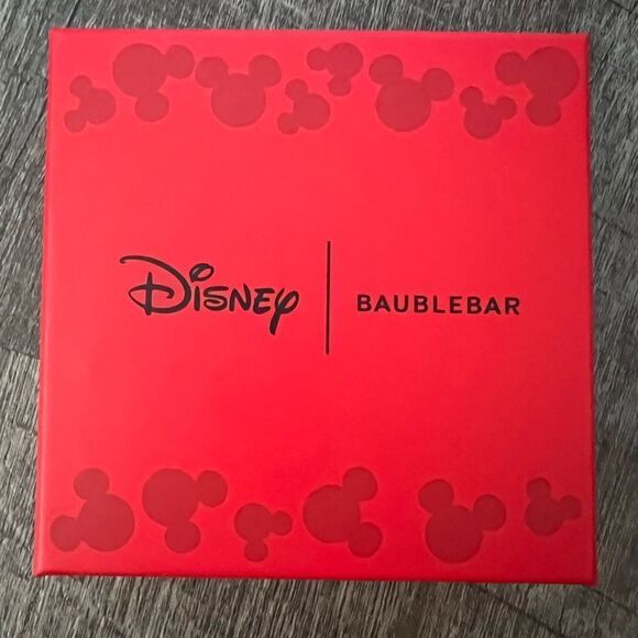 Disney x BaubleBar Christmas Set of 3 Stud Earrings - Picture 6 of 7